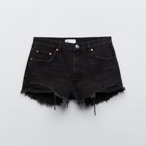 Zara Black Jean Cutoffs- Size 6, fits more like a 4 (Zara runs small)